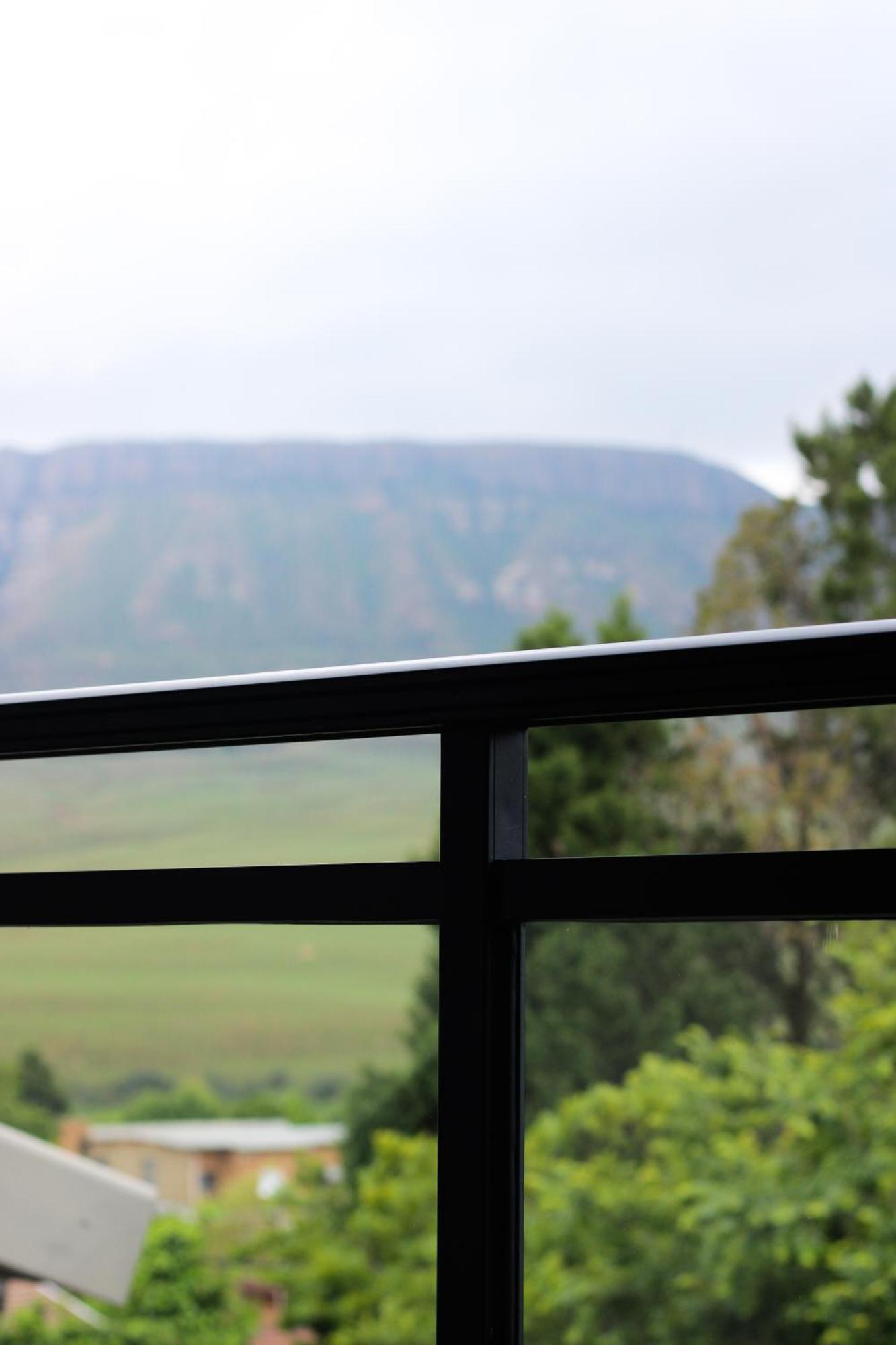 The Raz Bed and Breakfast Harrismith Eksteriør billede
